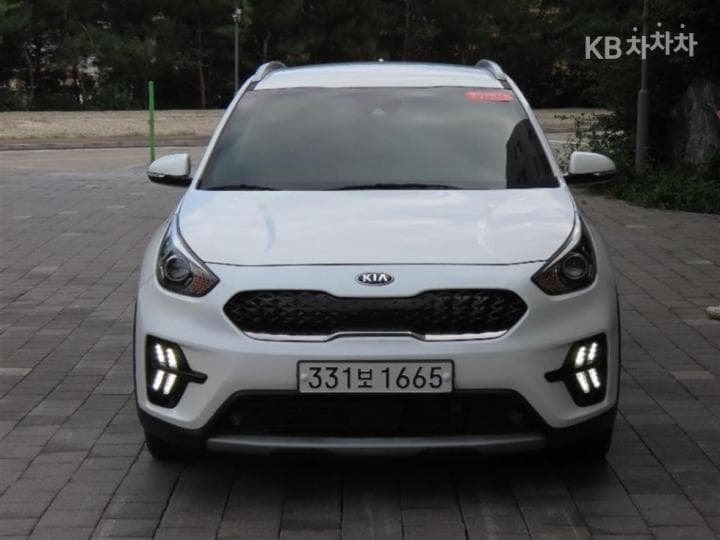 기아 더 뉴 니로 1.6 HEV 프레스티지