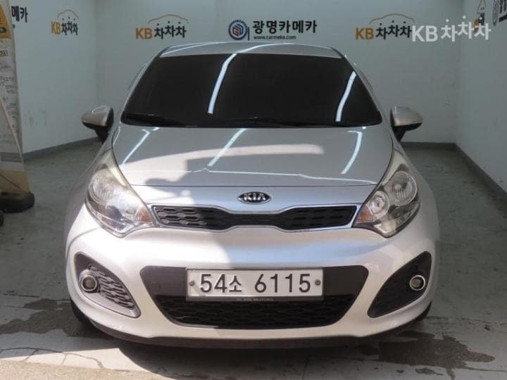 기아 올 뉴 프라이드1.6 GDI 해치백 럭셔리