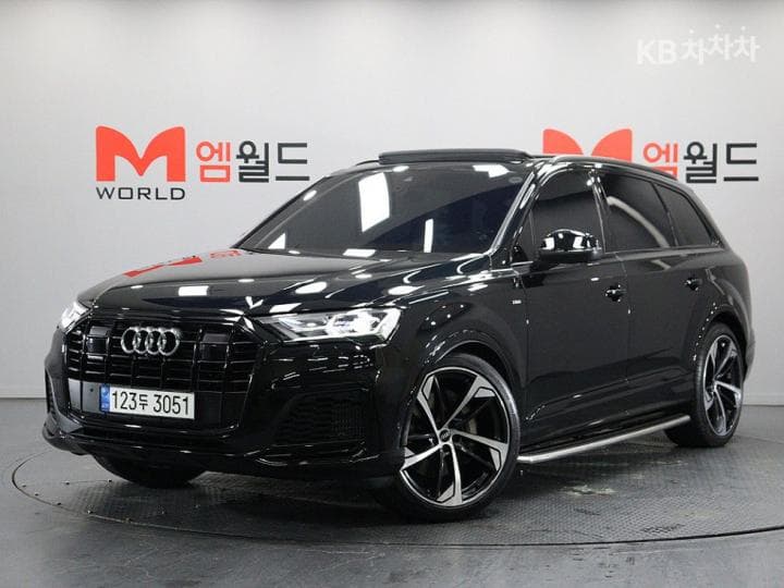 아우디 뉴 Q73.0 55 TFSI Quattro Premium
