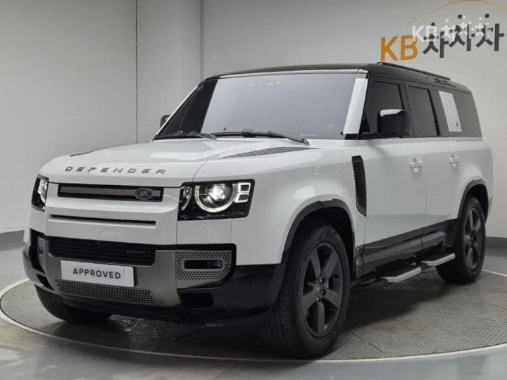 랜드로버 디펜더(L663) 130 D300 X-DYN HSE