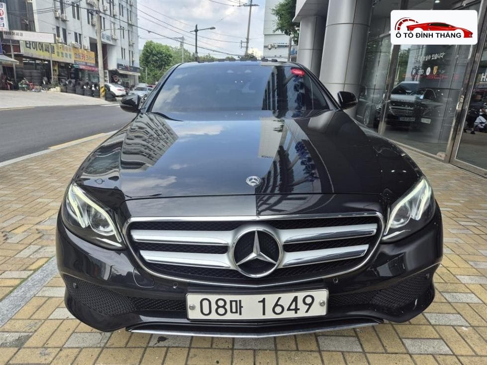 벤츠 E클래스 (W213) E220d Avantgarde