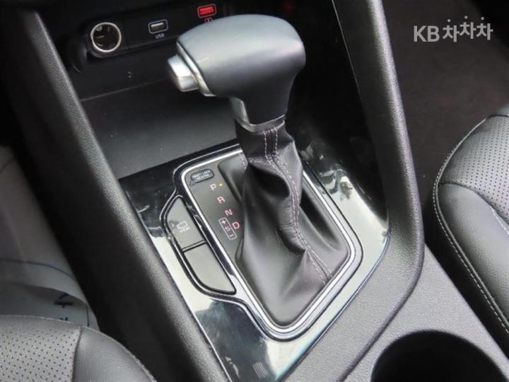기아 더 뉴 니로 1.6 HEV 프레스티지