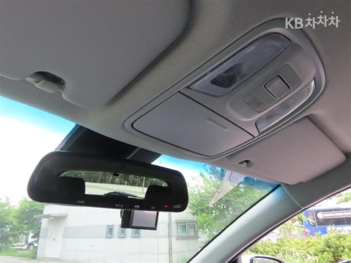 기아 더 뉴 니로 1.6 HEV 프레스티지