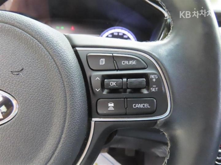 기아 더 뉴 니로 1.6 HEV 프레스티지