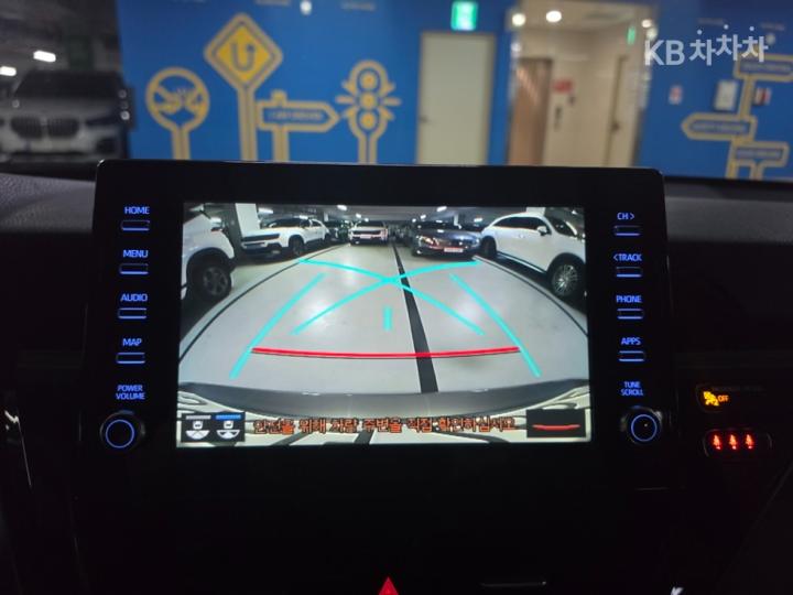 도요타 캠리 XV70 2.5 하이브리드 LE