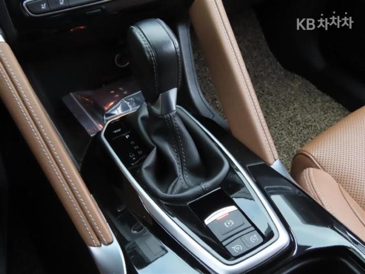 르노코리아 더 뉴 QM6 2.0 GDe 2WD SE