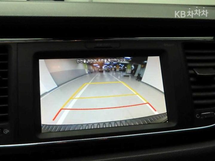 기아 더 뉴 카니발9인승 2.2 디젤 프레스티지