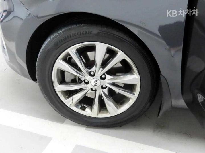 기아 더 뉴 카니발9인승 2.2 디젤 프레스티지