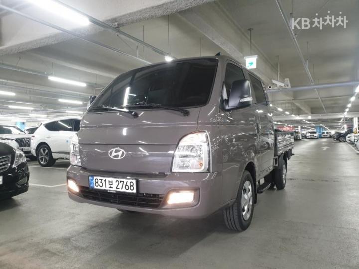 831보2768