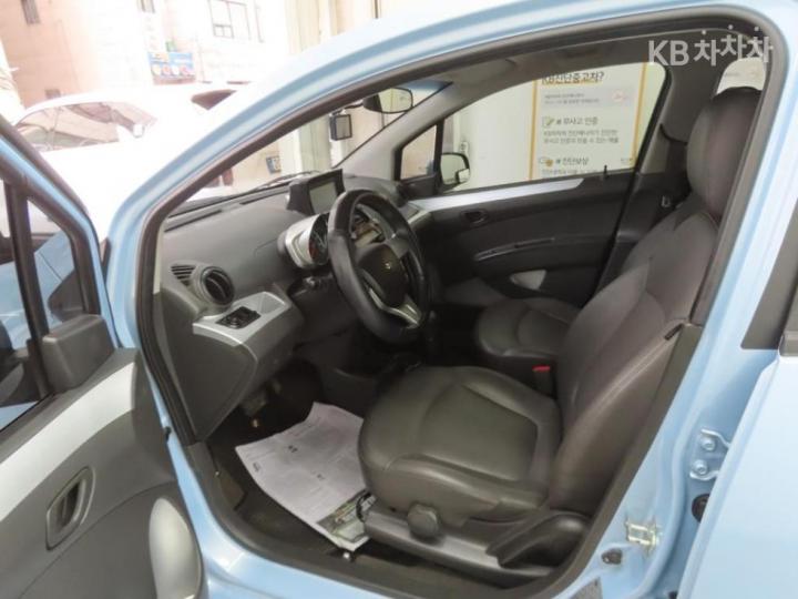 한국GM 쉐보레 스파크LS+