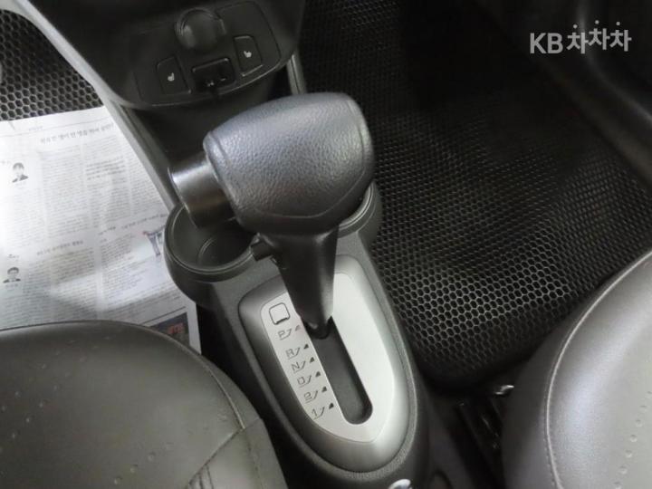 한국GM 쉐보레 스파크LS+
