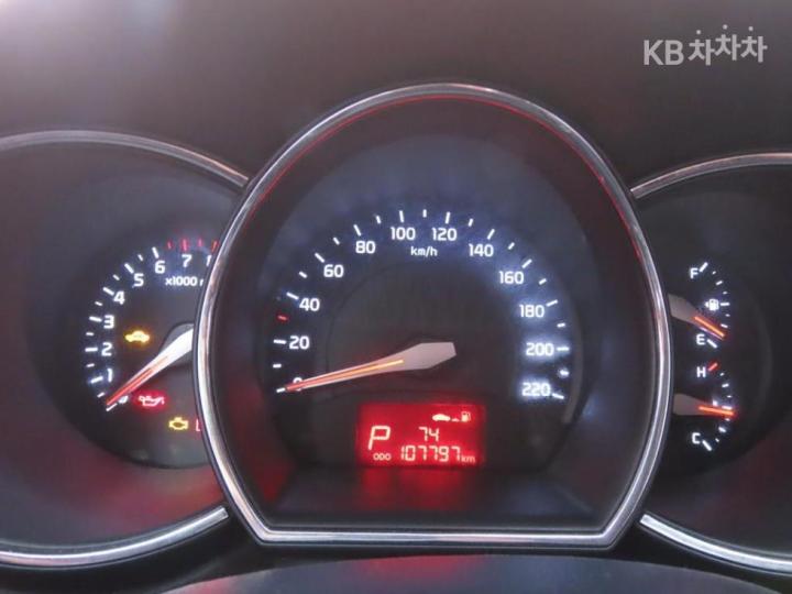 기아 더 뉴 프라이드1.6 GDI 해치백 럭셔리