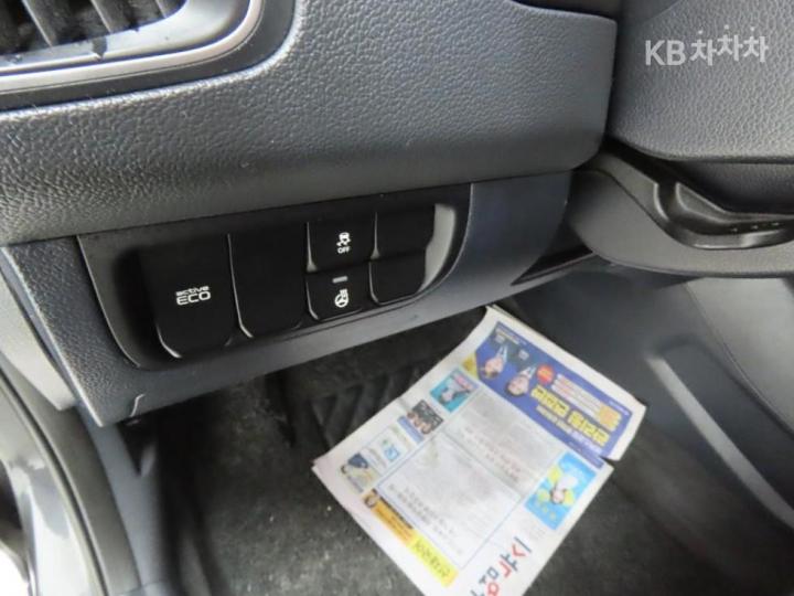 기아 더 뉴 프라이드1.6 GDI 해치백 럭셔리