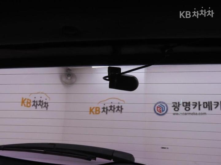 기아 더 뉴 프라이드1.6 GDI 해치백 럭셔리