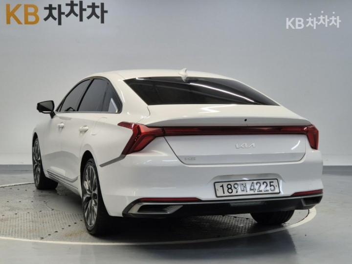 기아 K82.5 가솔린 노블레스