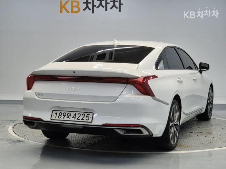 기아 K82.5 가솔린 노블레스