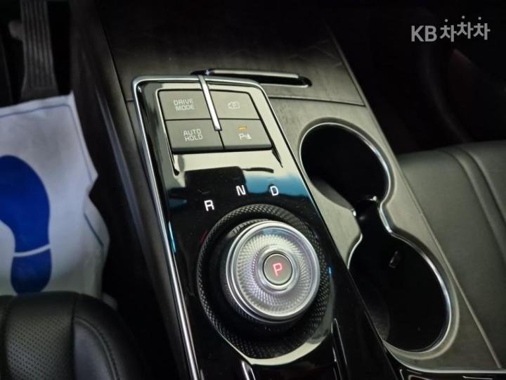 기아 K82.5 가솔린 노블레스