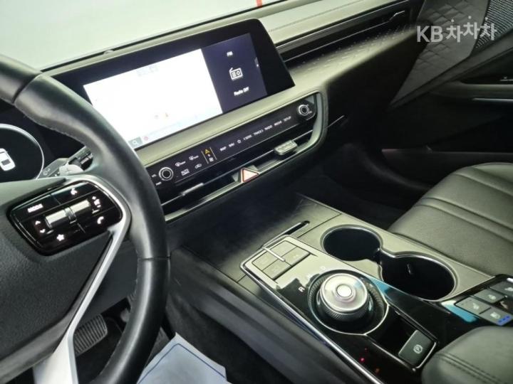 기아 K82.5 가솔린 노블레스