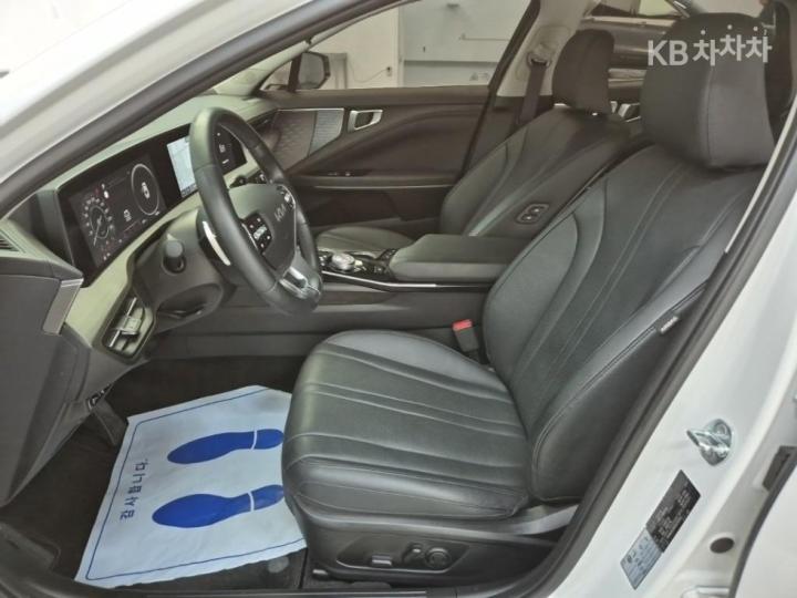 기아 K82.5 가솔린 노블레스