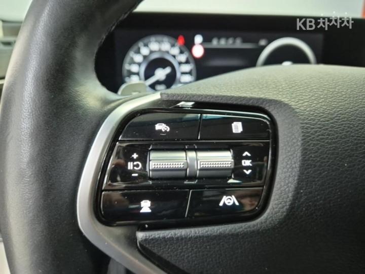기아 K82.5 가솔린 노블레스