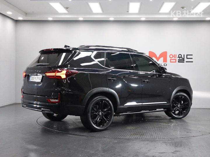KG모빌리티 올 뉴 렉스턴2.2 4WD 더 블랙