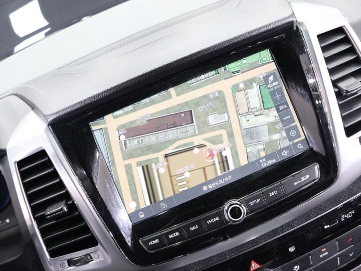 KG모빌리티 올 뉴 렉스턴2.2 4WD 더 블랙