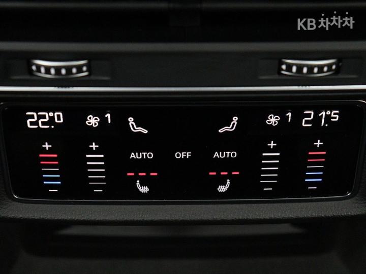 아우디 뉴 Q73.0 55 TFSI Quattro Premium