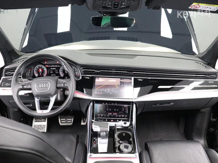 아우디 뉴 Q73.0 55 TFSI Quattro Premium