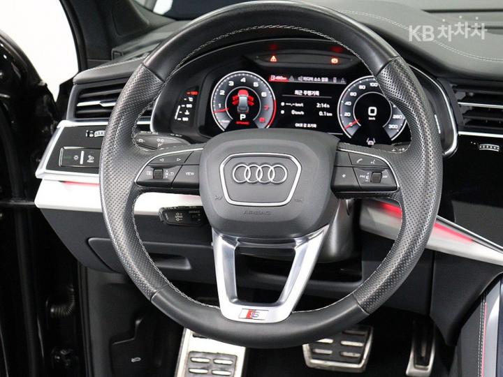 아우디 뉴 Q73.0 55 TFSI Quattro Premium