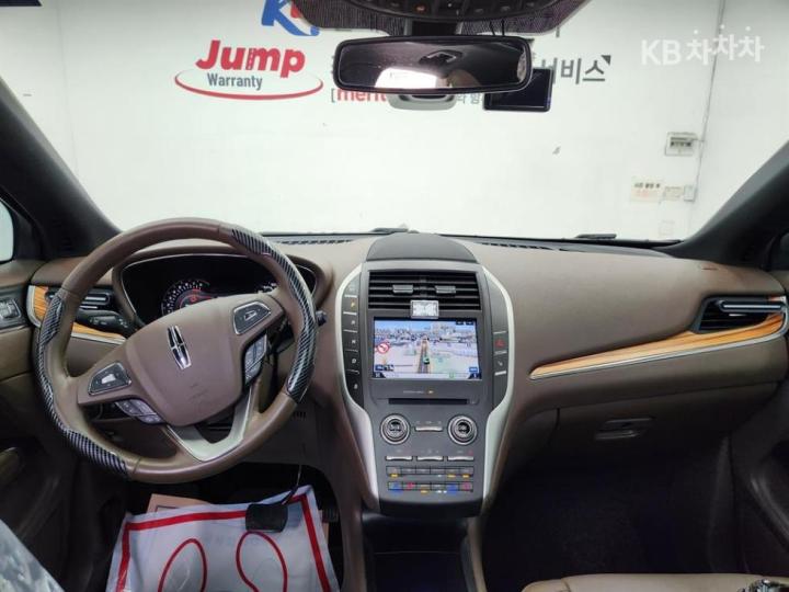 링컨 MKC2.0 AWD 셀렉트(101A)