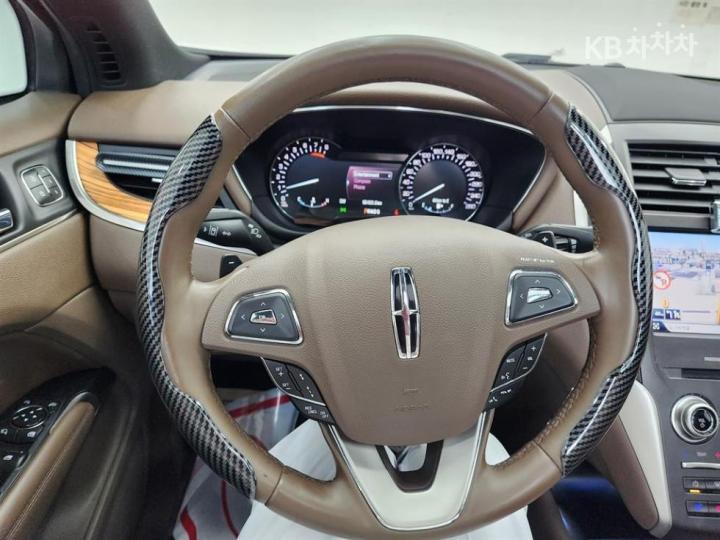 링컨 MKC2.0 AWD 셀렉트(101A)