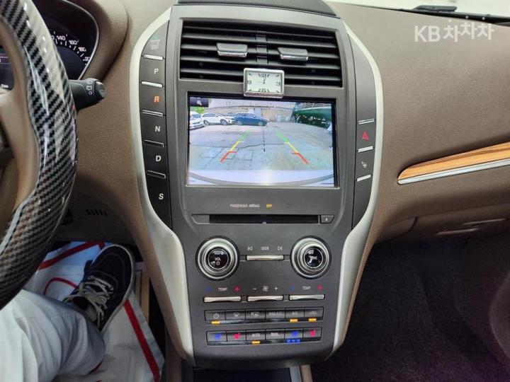 링컨 MKC2.0 AWD 셀렉트(101A)