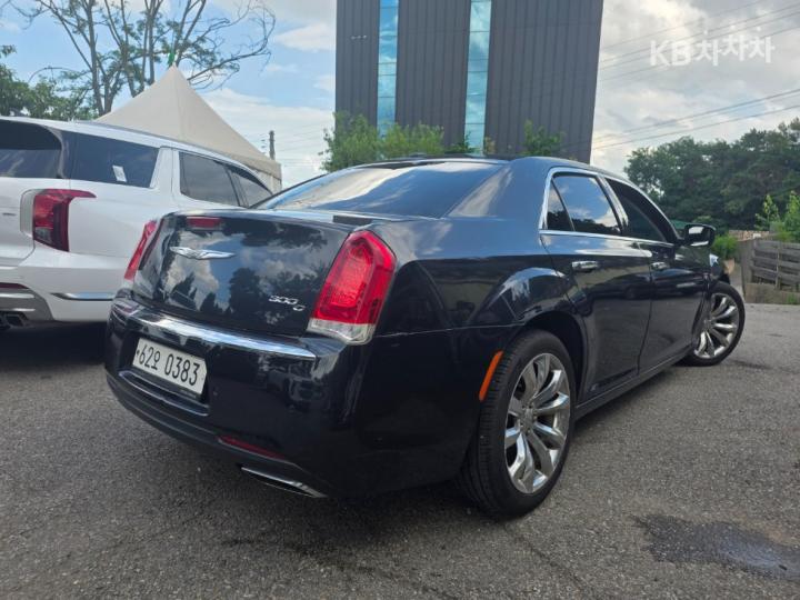 크라이슬러 더 뉴 300C3.6