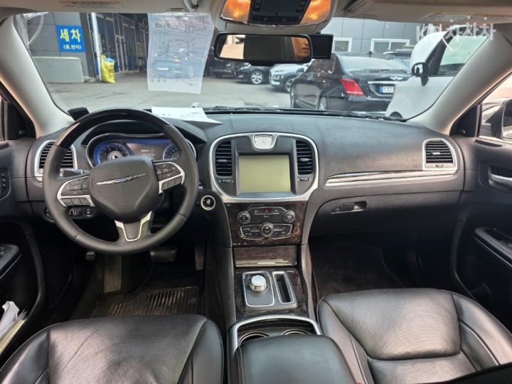 크라이슬러 더 뉴 300C3.6