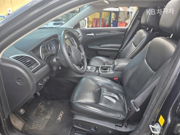 크라이슬러 더 뉴 300C3.6