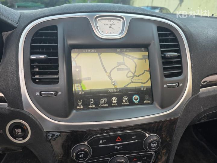 크라이슬러 더 뉴 300C3.6