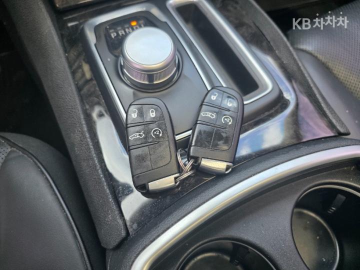 크라이슬러 더 뉴 300C3.6