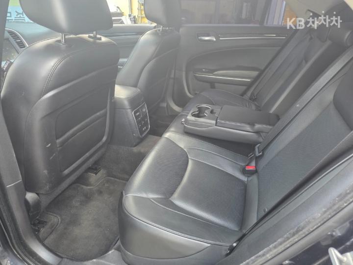 크라이슬러 더 뉴 300C3.6