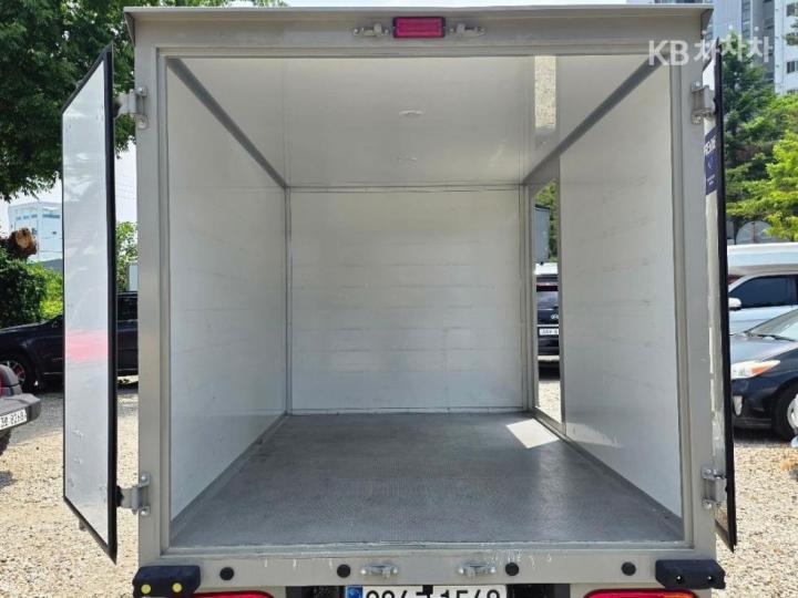 현대 포터2LPG 내장탑차 초장축 슈퍼캡 모던플러스
