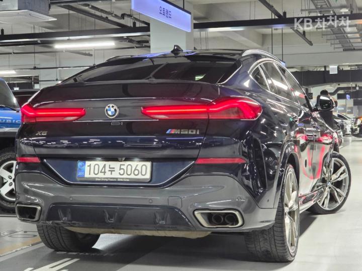 BMW X6(G06)M50i 기본형
