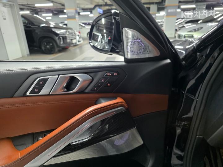 BMW X6(G06)M50i 기본형