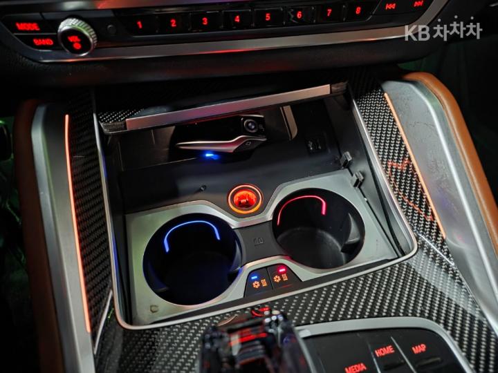 BMW X6(G06)M50i 기본형