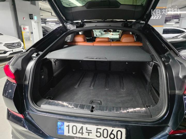 BMW X6(G06)M50i 기본형