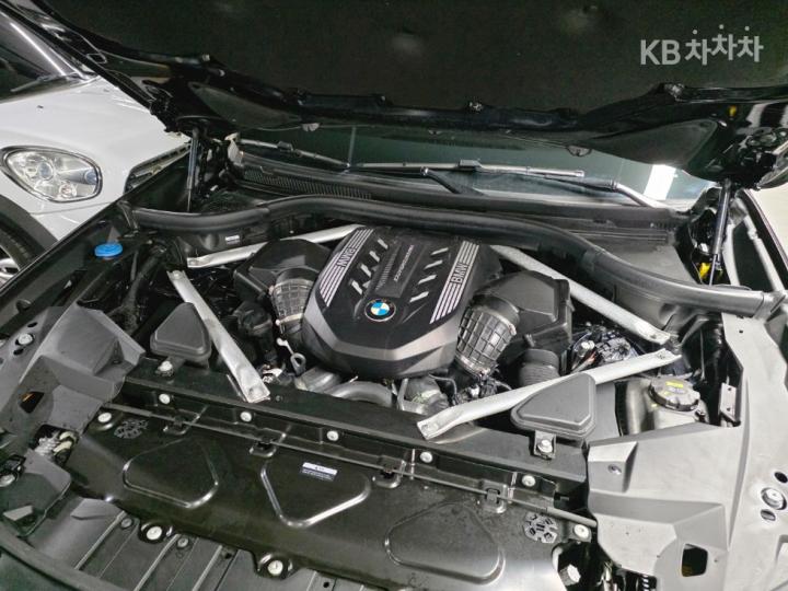 BMW X6(G06)M50i 기본형