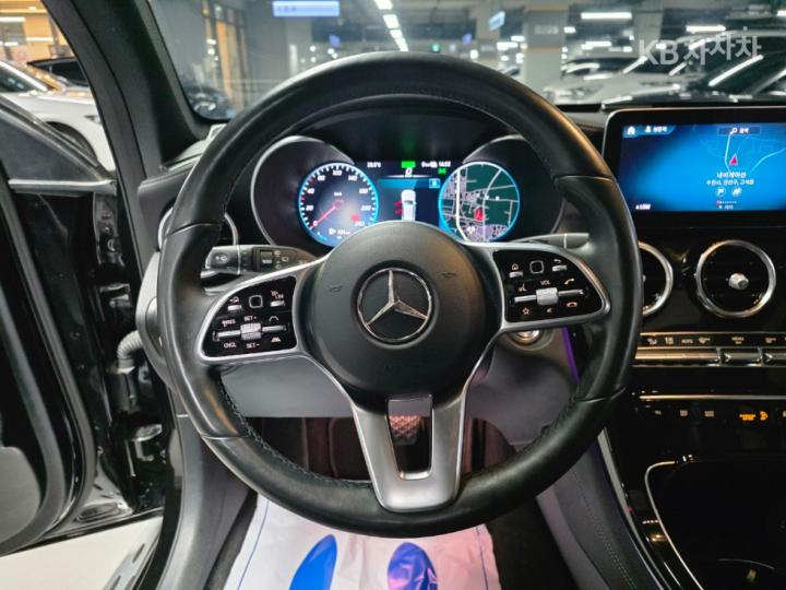 벤츠 GLC(X253)300 e 4Matic