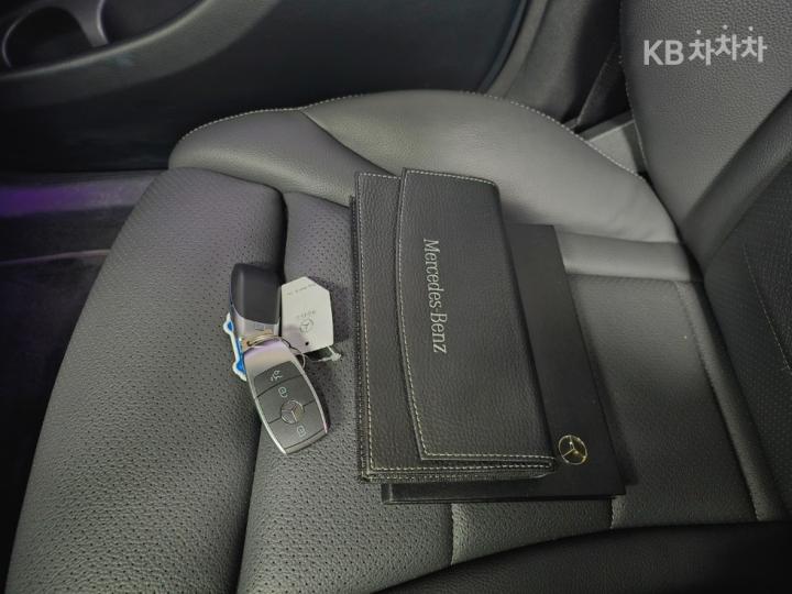 벤츠 GLC(X253)300 e 4Matic