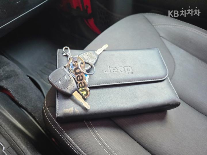 지프 랭글러3.6 루비콘 4도어 JK(07년~현재)