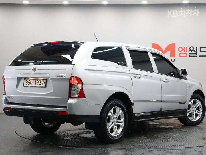 KG모빌리티 코란도 스포츠CX5 2WD 패션
