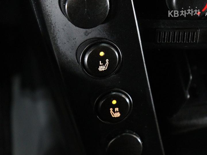 KG모빌리티 코란도 스포츠CX5 2WD 패션