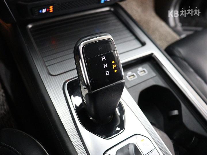 KG모빌리티 올 뉴 렉스턴2.2 4WD 프레스티지